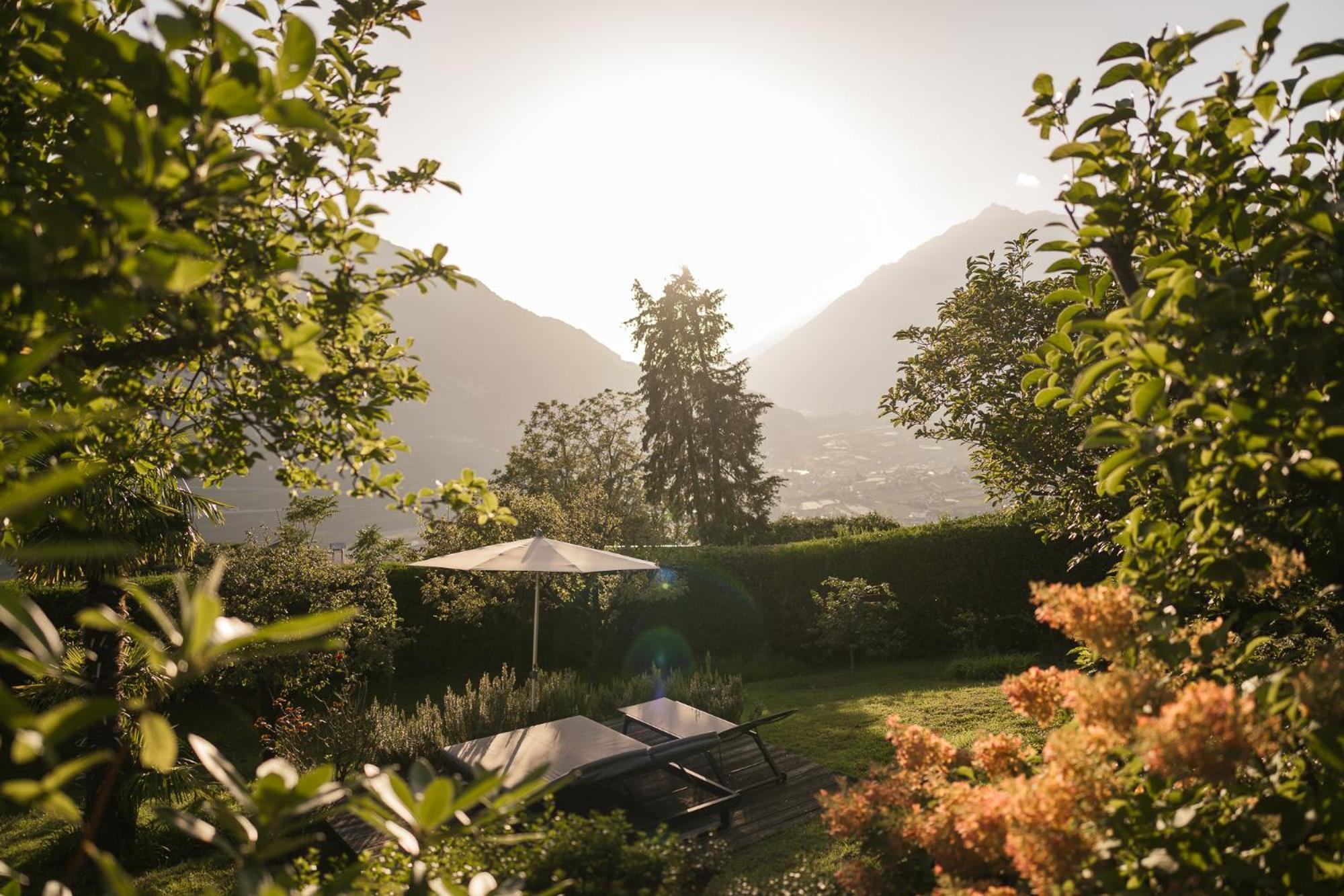 Boutiquehotel Minigolf Tirolo Exterior photo